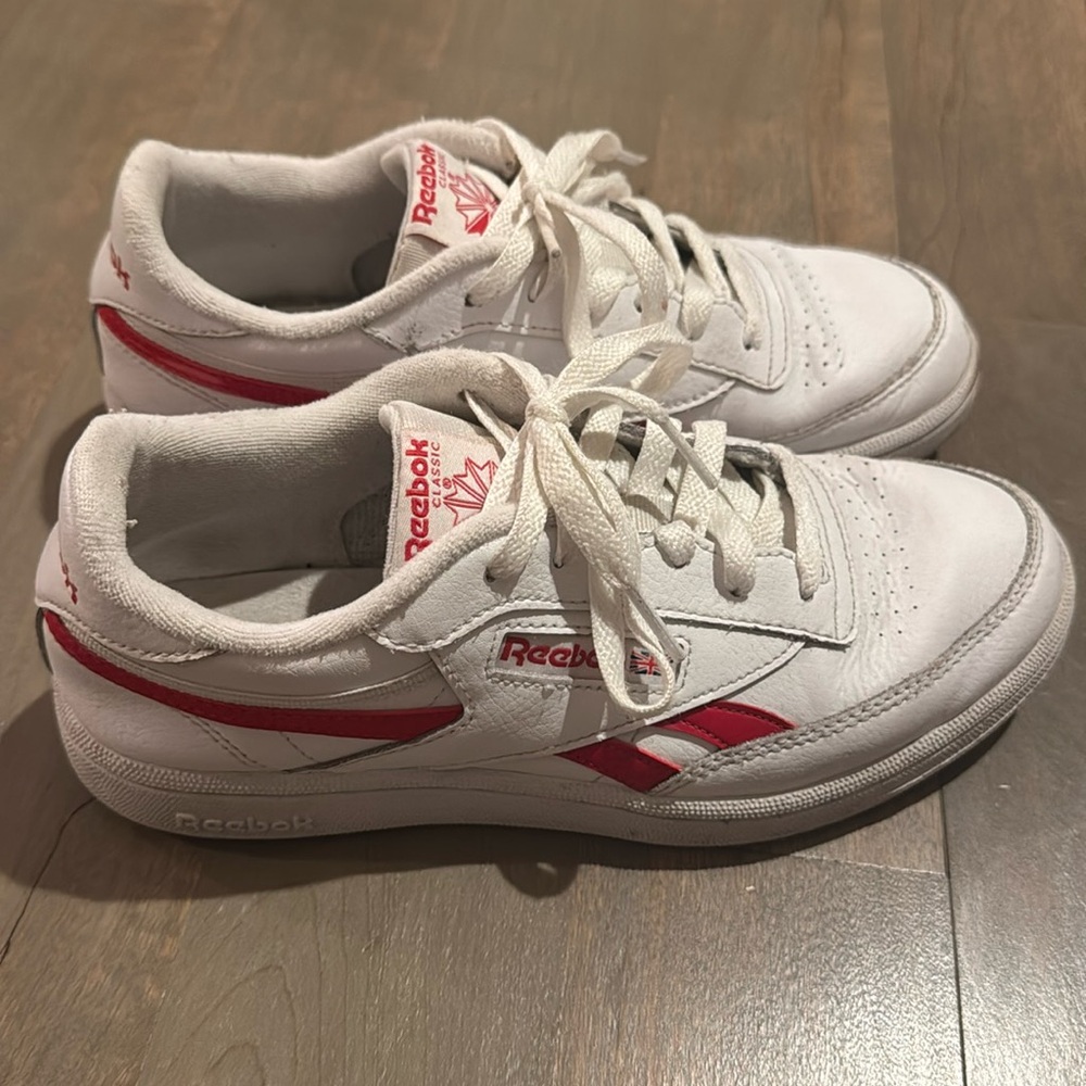 REEBOK CLASSIC CLUB C REVENGE SIZE 5